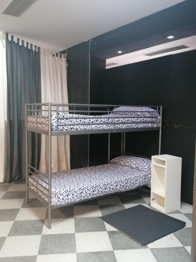 Hostal Casa Rosa Мадрид Экстерьер фото