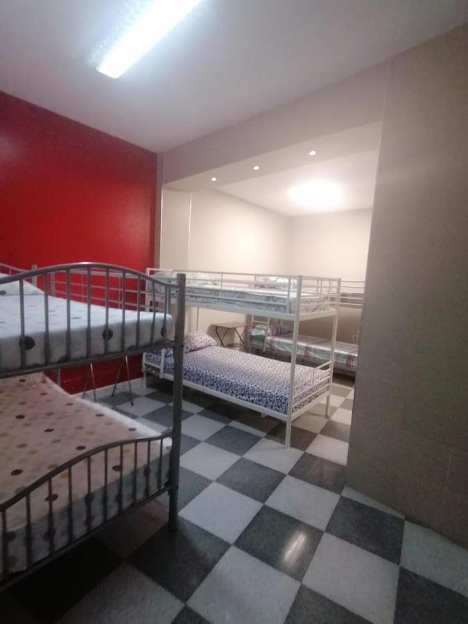 Hostal Casa Rosa Мадрид Экстерьер фото